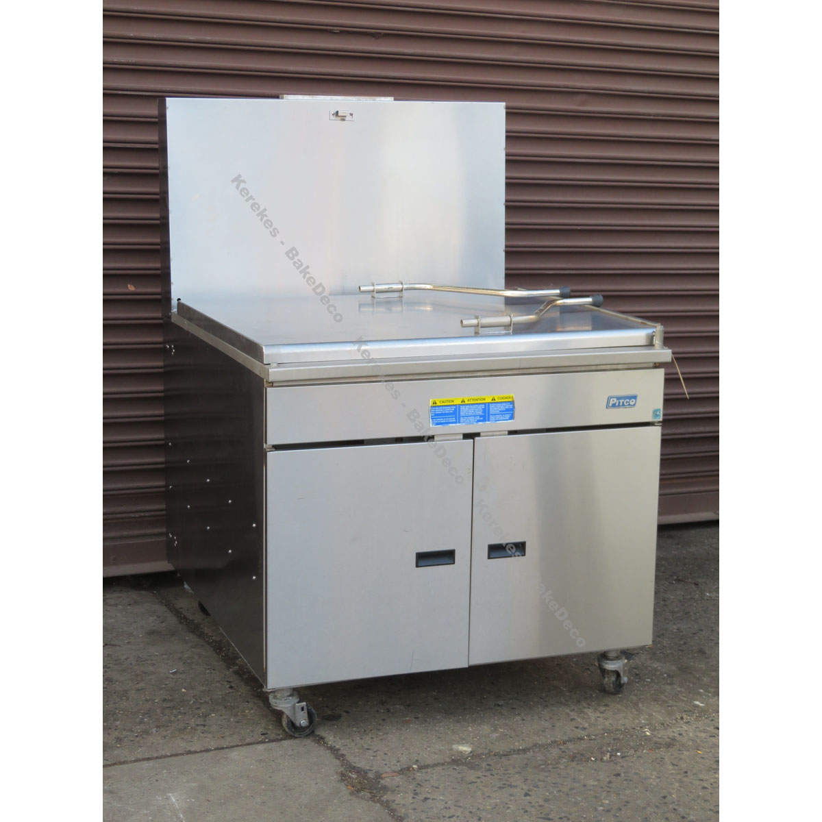 Pitco 34PSS Gas Donut Fryer with 210 Lb Oil Capacity, Used Great Condition image 4