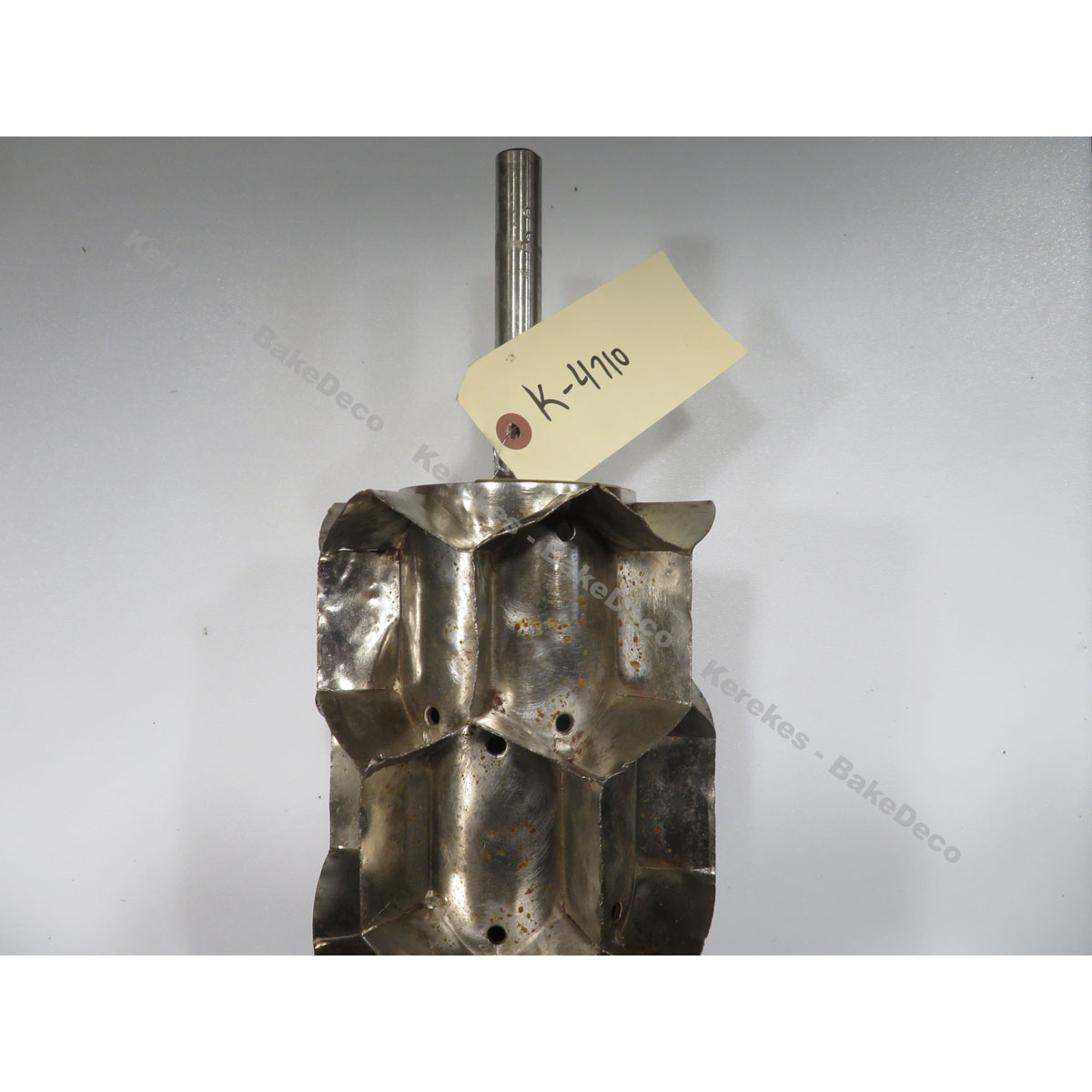 Rotary Cutter 822925A, Used Excellent Condition image 1