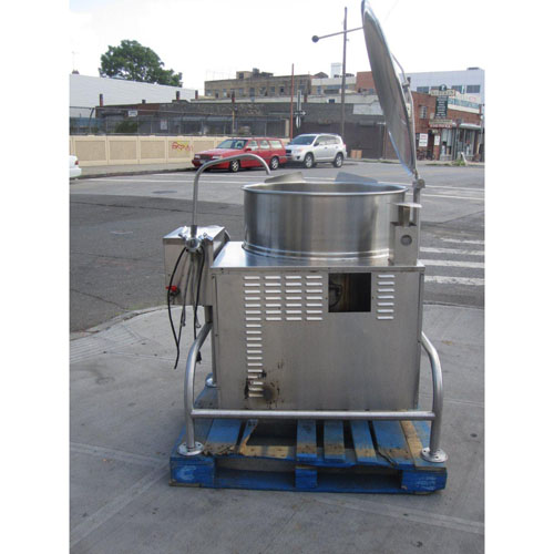 Cleveland Steam Jacketed Kettle Self Contained 80 Gal kettle Model # KGL 80T Used Excellent Condition image 7