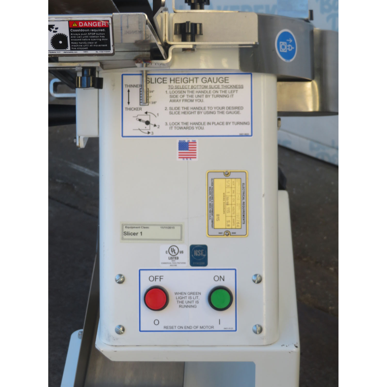 Oliver 723-N Bagel Slicer With Return Chute, Used Great Condition image 1