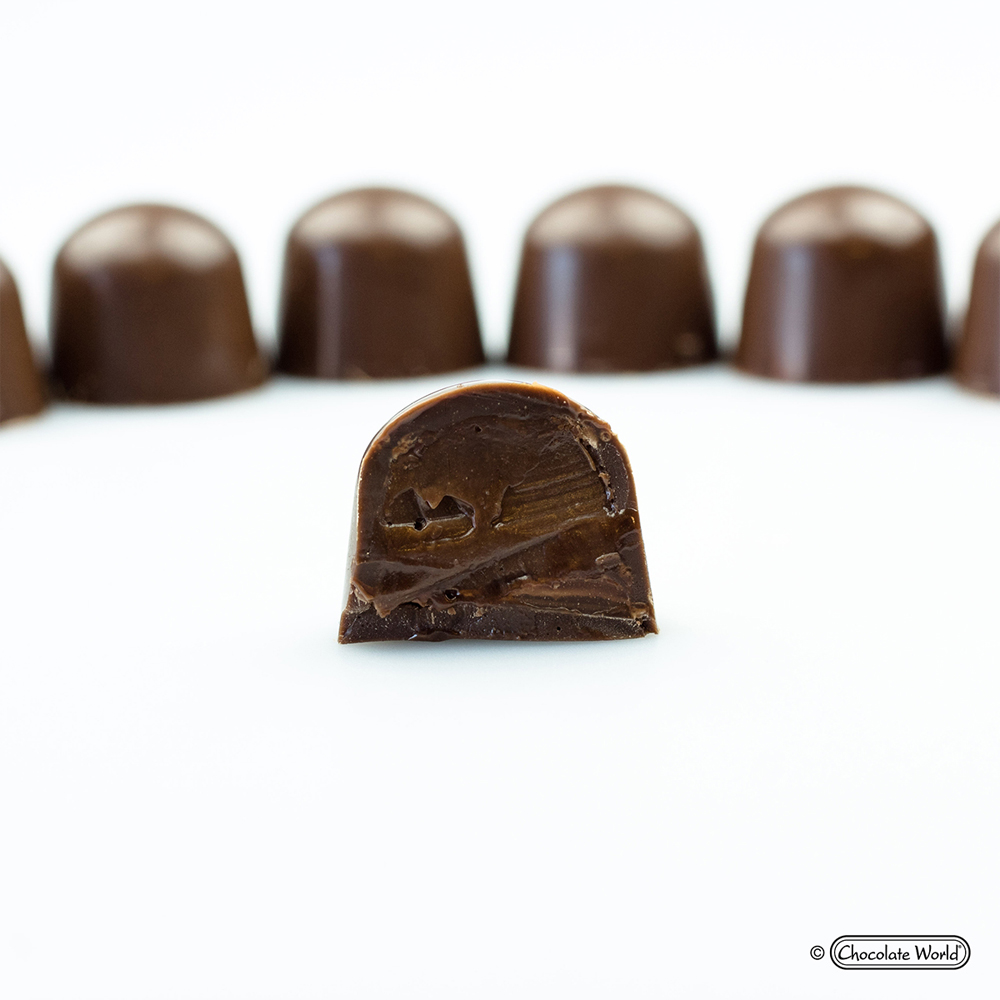 Chocolate World Polycarbonate Chocolate Mold, Dome, 21 Cavities image 3