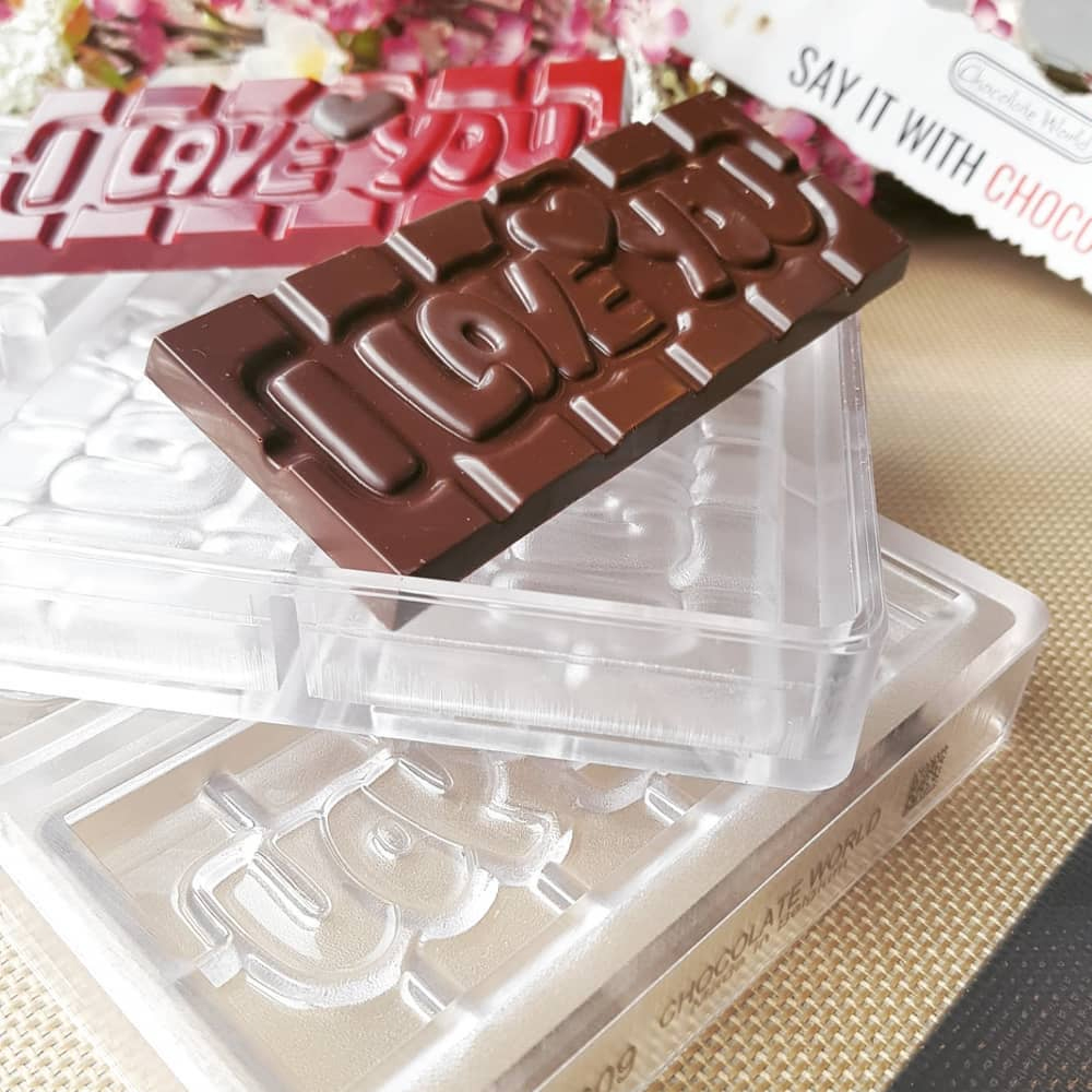 Chocolate World Clear Polycarbonate Chocolate Mold, I Love You image 1