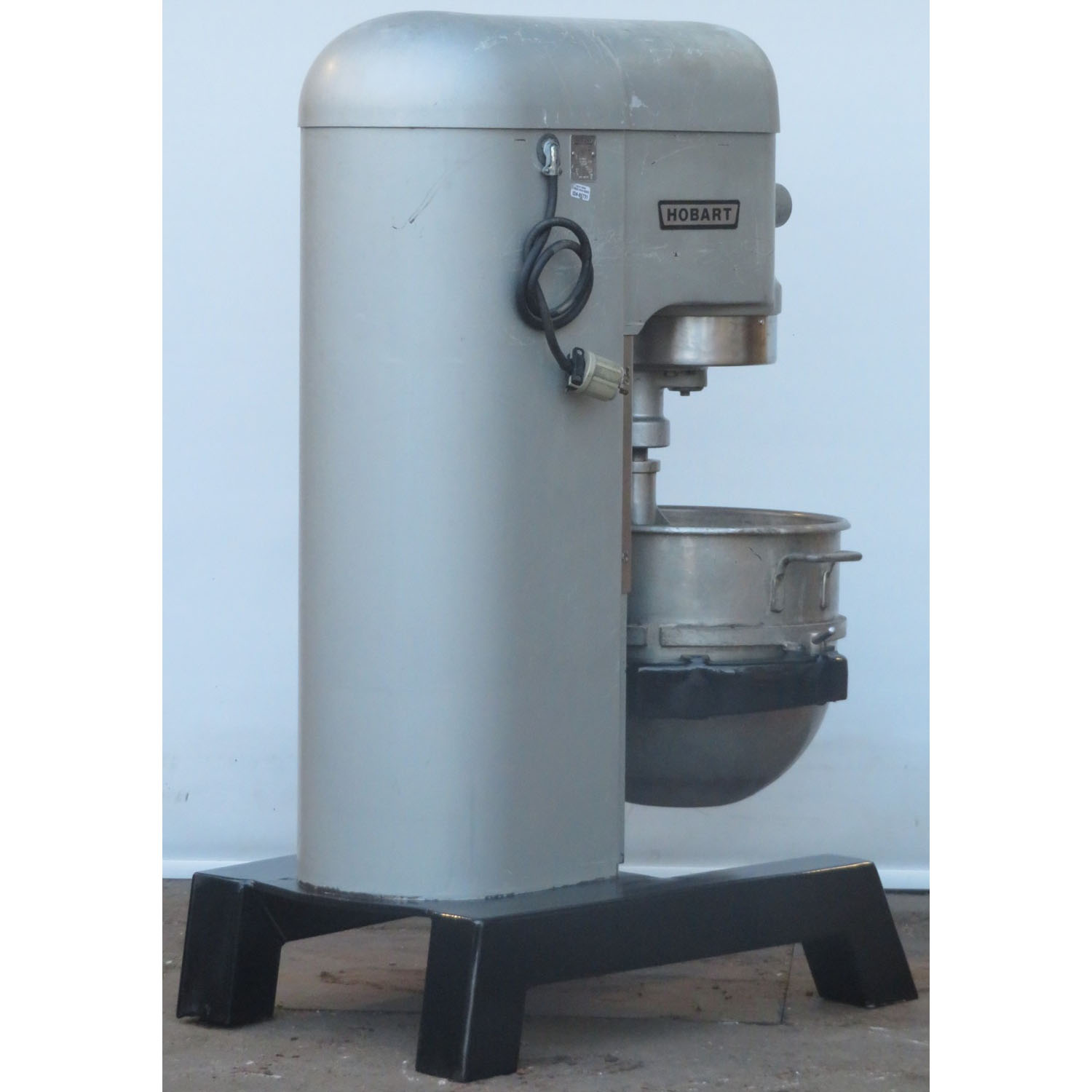 Hobart 60 Quart H600T Mixer, Used Great Condition image 2