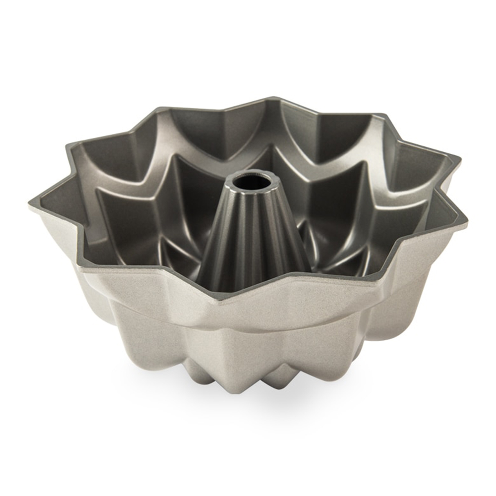 Nordic Ware 53137 Vintage Star Bundt Pan image 2