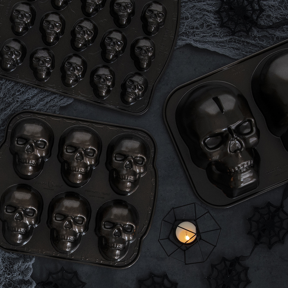 Nordic Ware Skull Pan, 6 Cavity