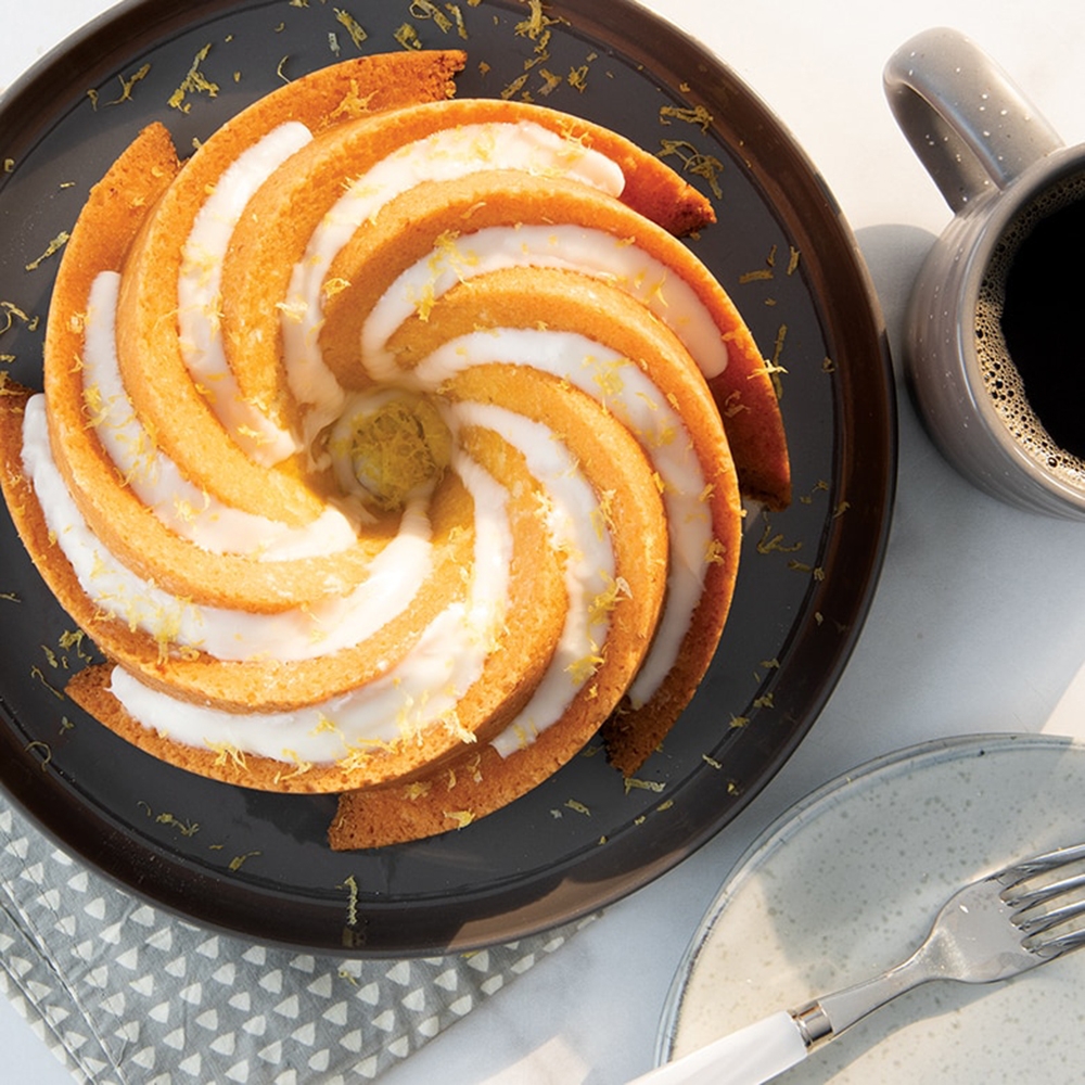 Nordic Ware 90077 Premier Gold Heritage Bundt Pan 6 Cup image 3