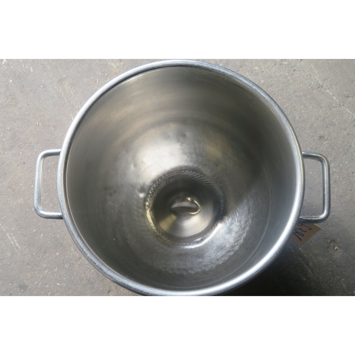 Hobart 00-295648 VMLH30 30-Quart Bowl for 80 to 40/30 Bowl Adapter , Used Excellent Condition image 2