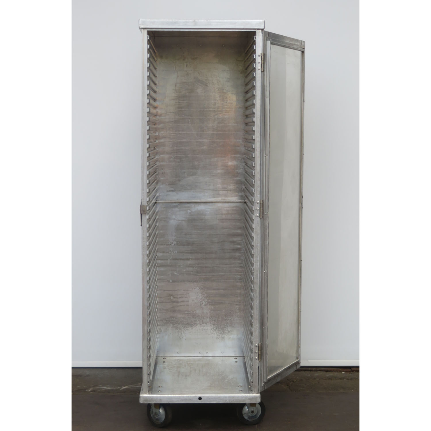 Cres Cor 100-1841D Enclosed Pan Rack Cabinet, Used Excellent Condition image 1