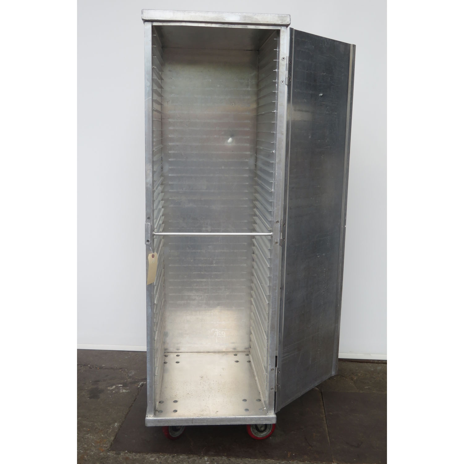 WinHolt EC1840-C Enclosed Pan Rack Cabinet, Used Very Good Condition image 2