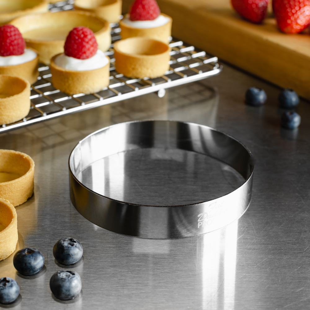 Fat Daddio's Stainless Steel Cake Ring, 3-1/2" x 3/4" High image 1