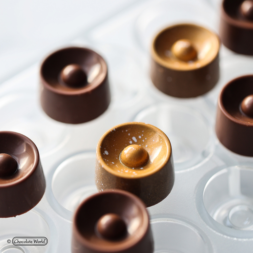 Chocolate World Polycarbonate Chocolate Mold, Round Praline with Ball, 21 Cavities image 3