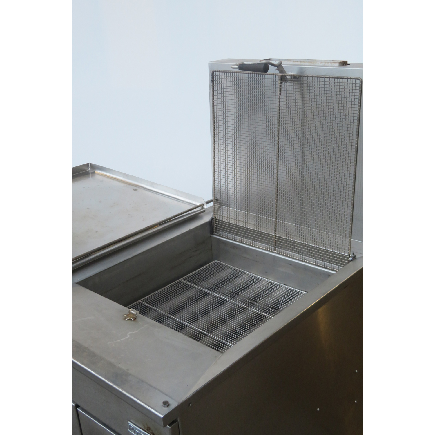 Pitco 24PSS Donut Fryer, Used Great Condition image 2