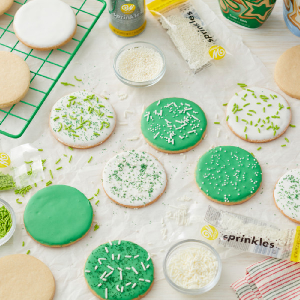 Wilton Green Cookie Icing, 9 oz.  image 4