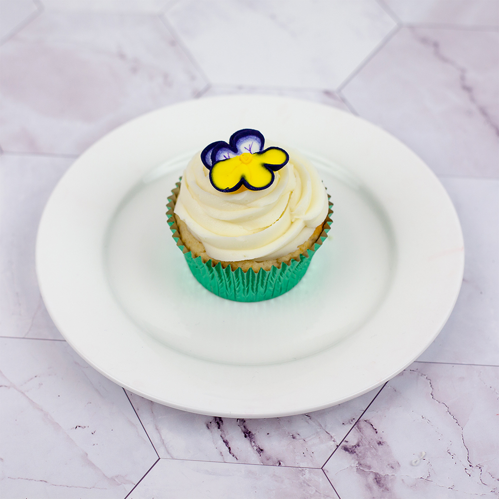 O'Creme Yellow, White & Blue Pansy Royal Icing Flowers, Set of 16 image 2