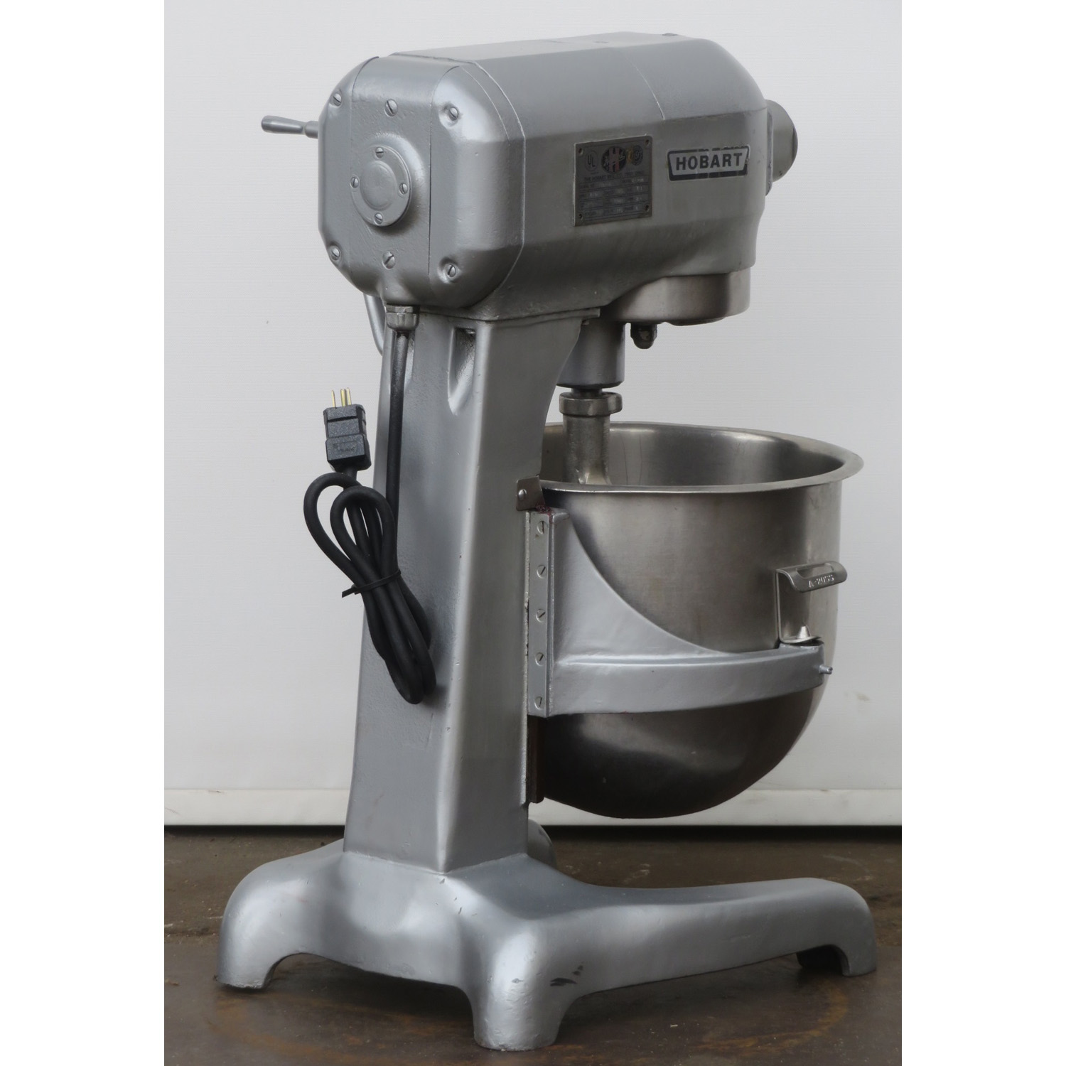 Hobart 20 Quart Mixer A200, Used Great Condition image 2