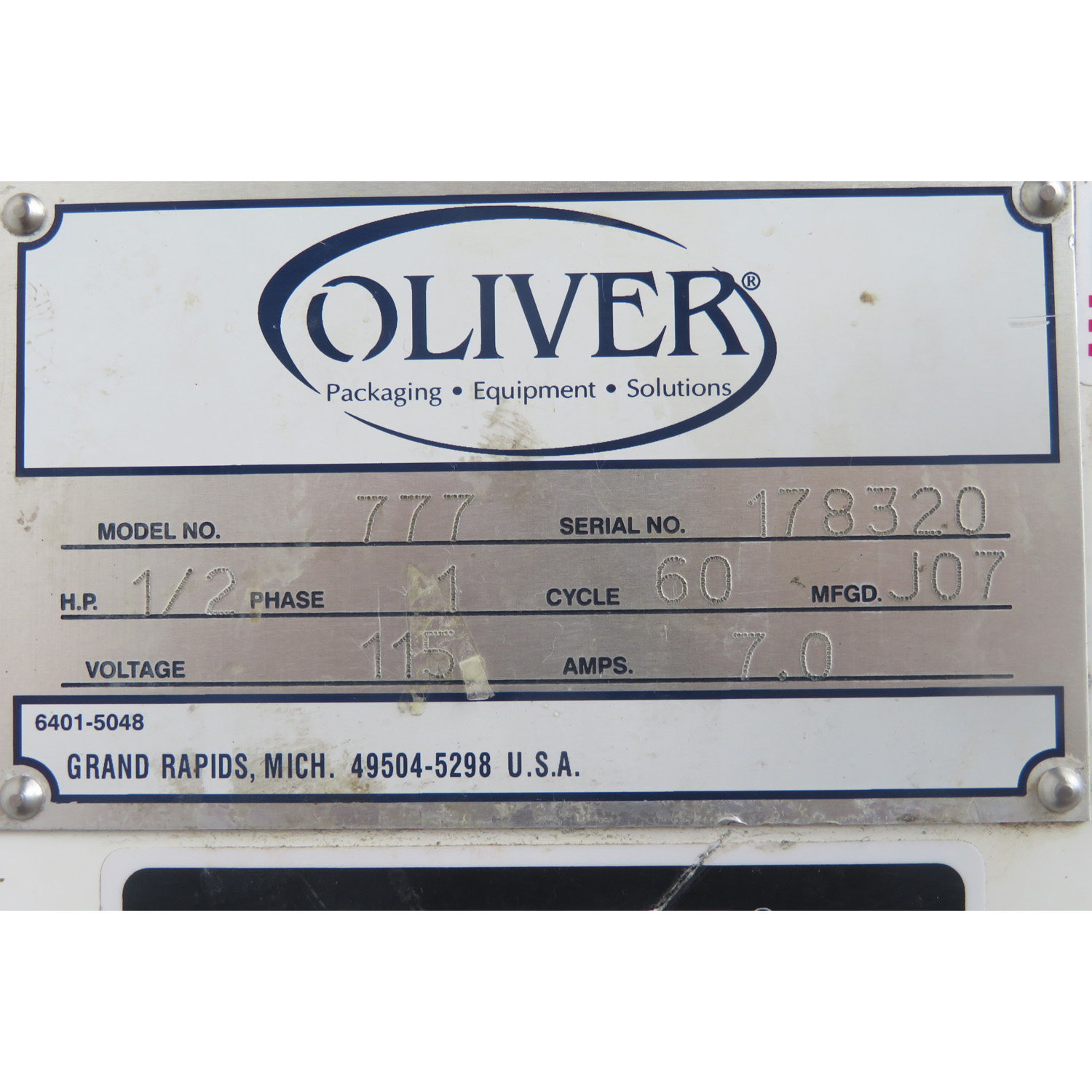 Oliver 777 Bread Slicer, 1/2" Slices, Used Great Condition image 4