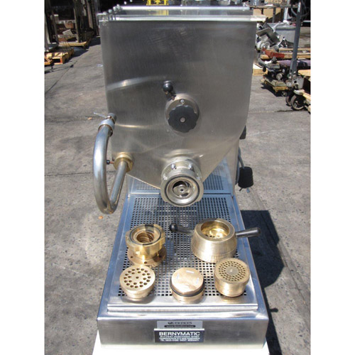 Bernymatic Pasta Machine Model F5 (Used Condition) image 5