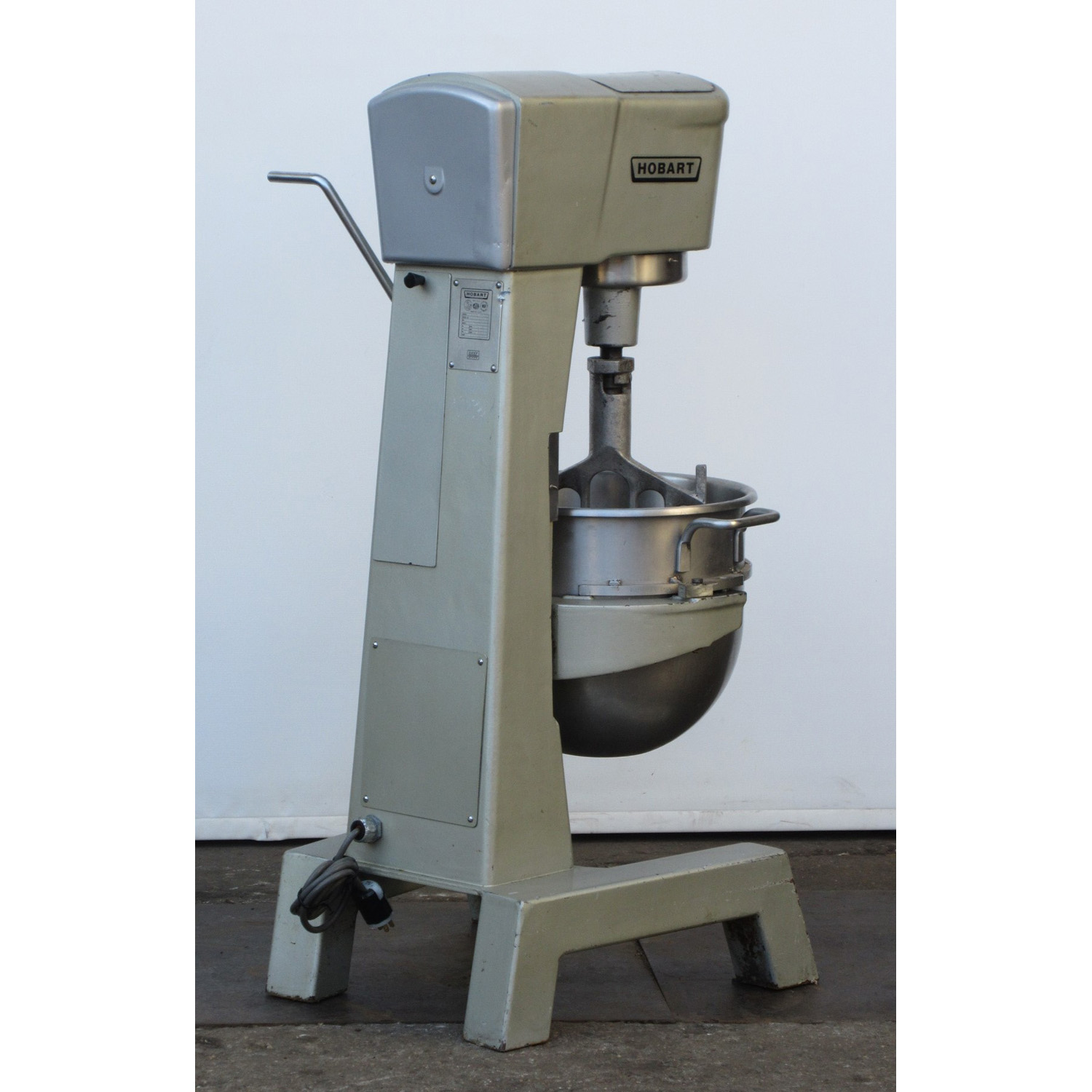 Hobart 30 Quart D300 Mixer, Used Great Condition image 2