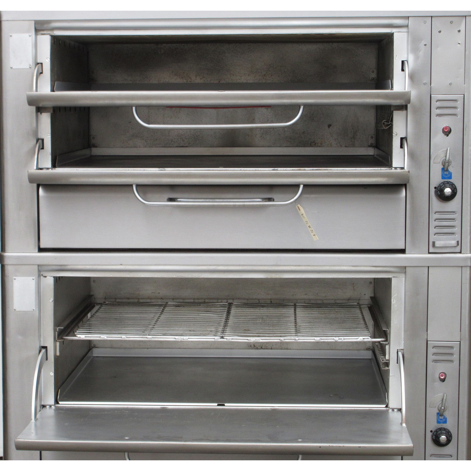 Blodgett 981-966 3 Deck Gas Oven, Used Excellent Condition image 2