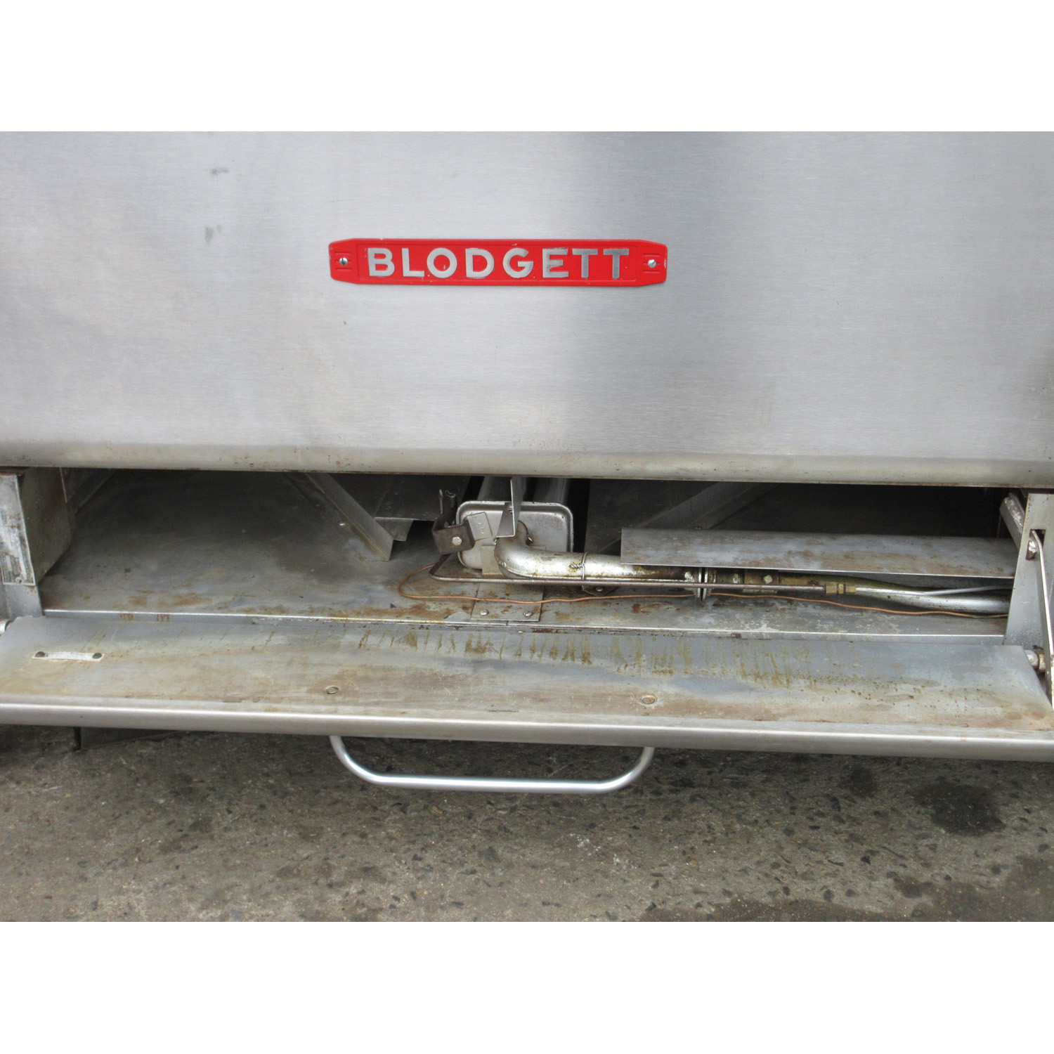 Blodgett 981-966 3 Deck Gas Oven, Used Excellent Condition image 4