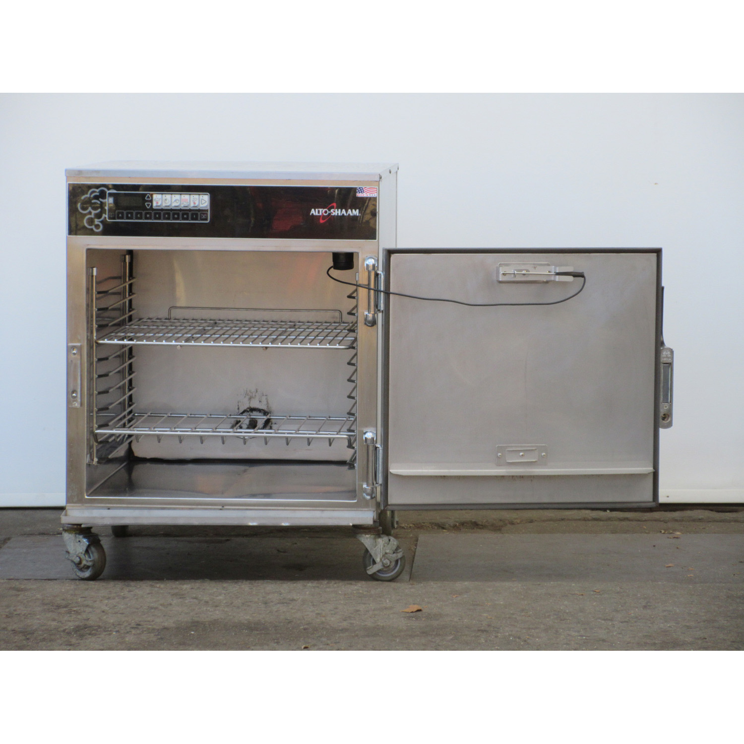 Alto Shaam 767-SK-III Smoker Oven, Used Excellent Condition image 1