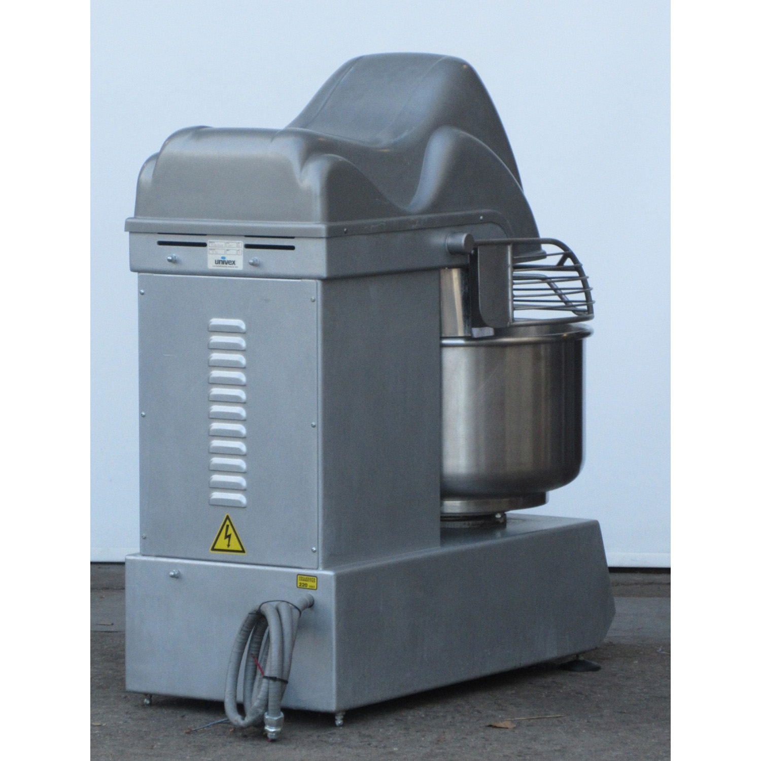 Univex M40 90 Pounds Spiral Mixer, Used Great Condition image 4