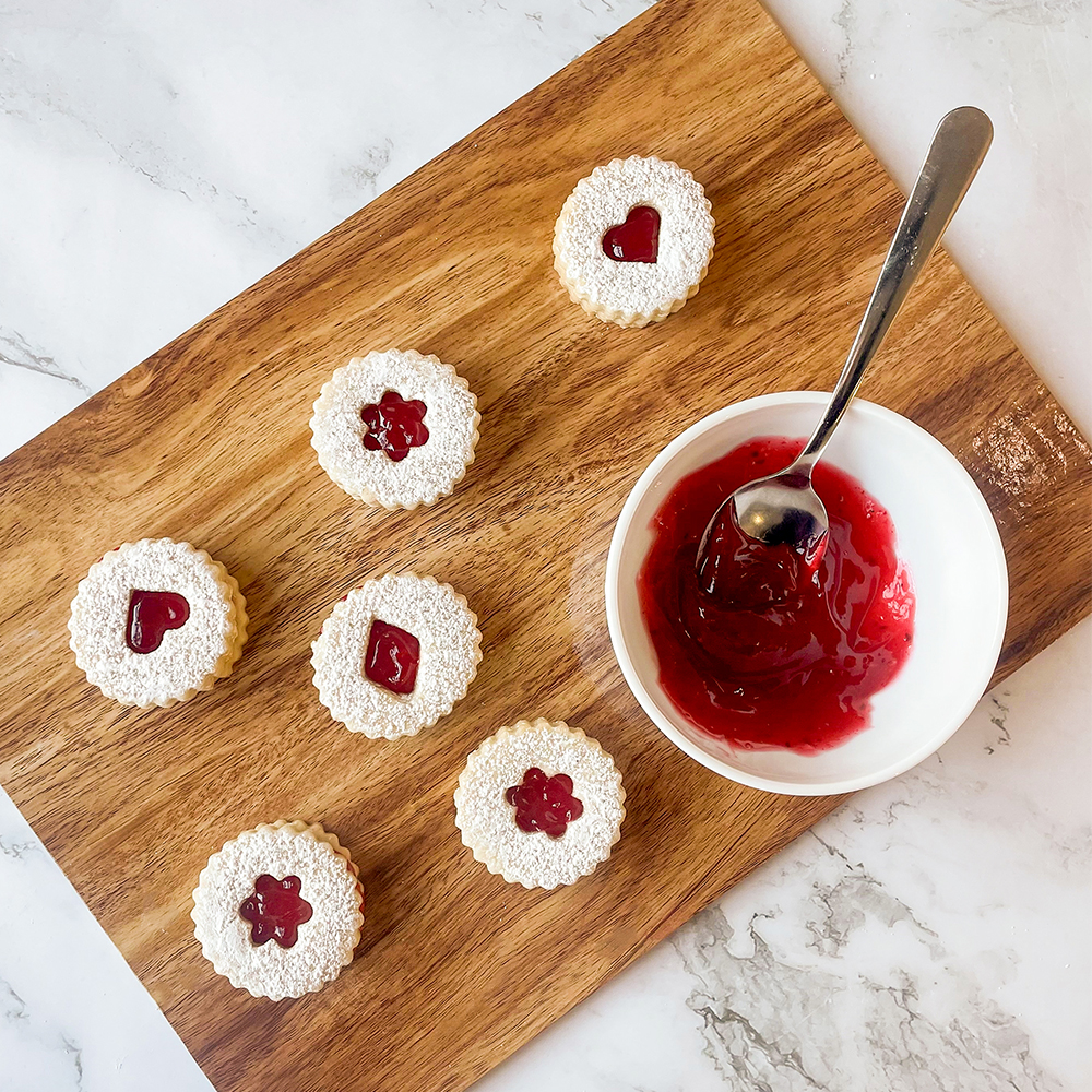 Henry & Henry Red Raspberry Pastry Filling, 2 Lbs  image 2