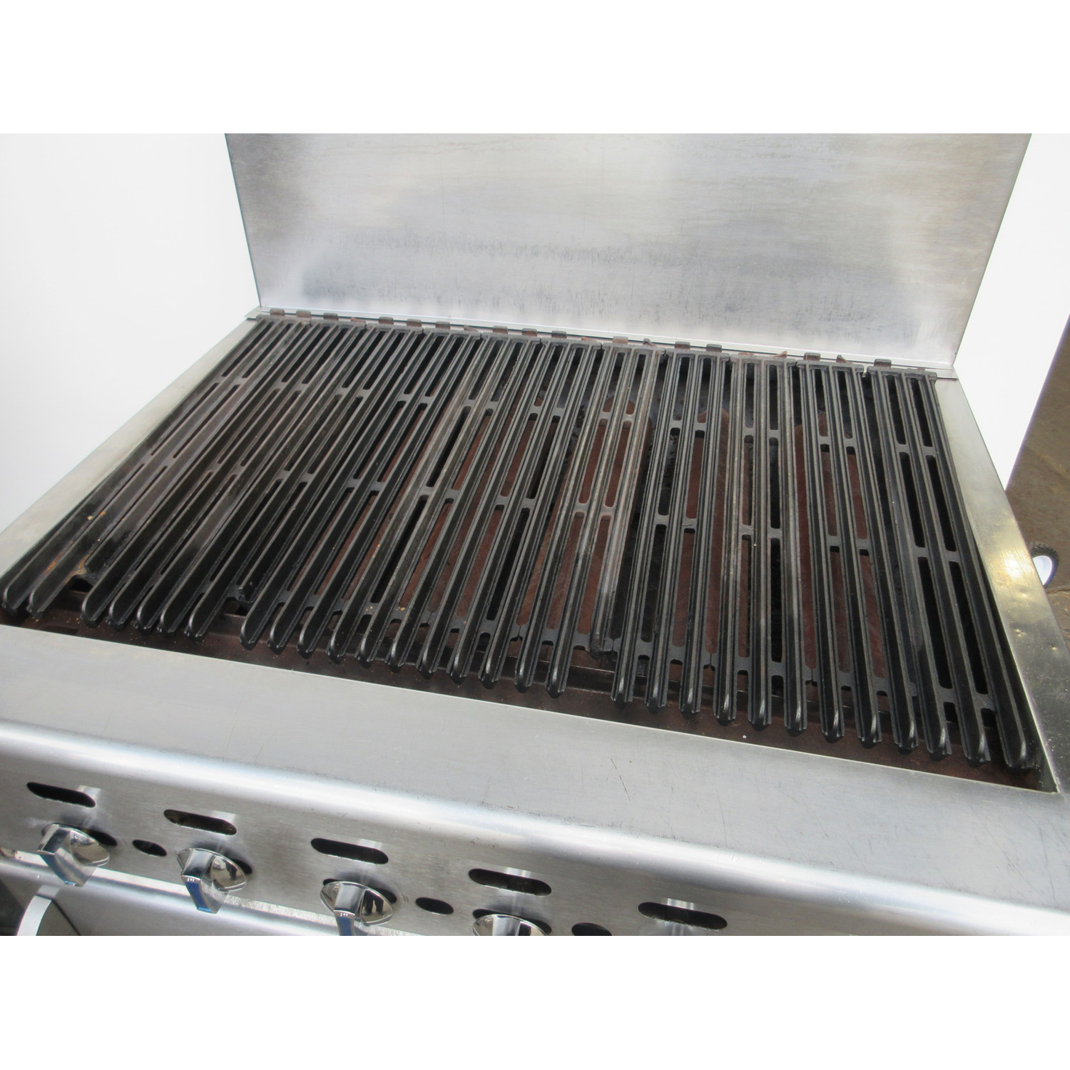 Imperial IR-36BR-C Radiant Broiler Range with Convection Oven Gas, Excellent Condition image 2