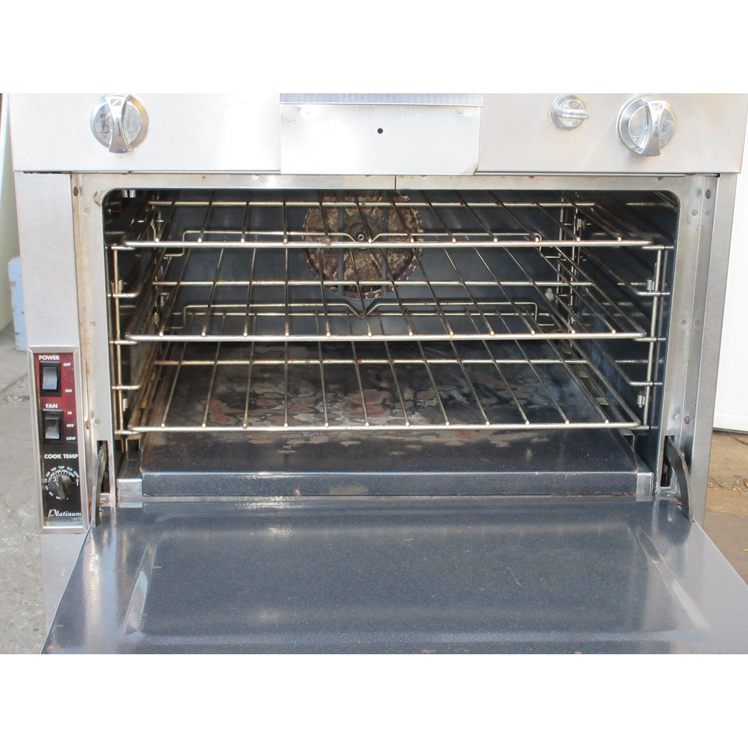Southbend P32A-3240 Broiler with Convection Oven, Gas, Used Excellent Condition image 4
