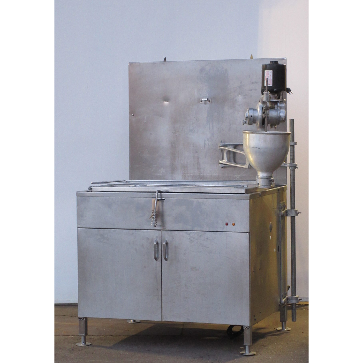 Belshaw 734CG 34" Donut Fryer, Gas, Used Excellent Condition image 5
