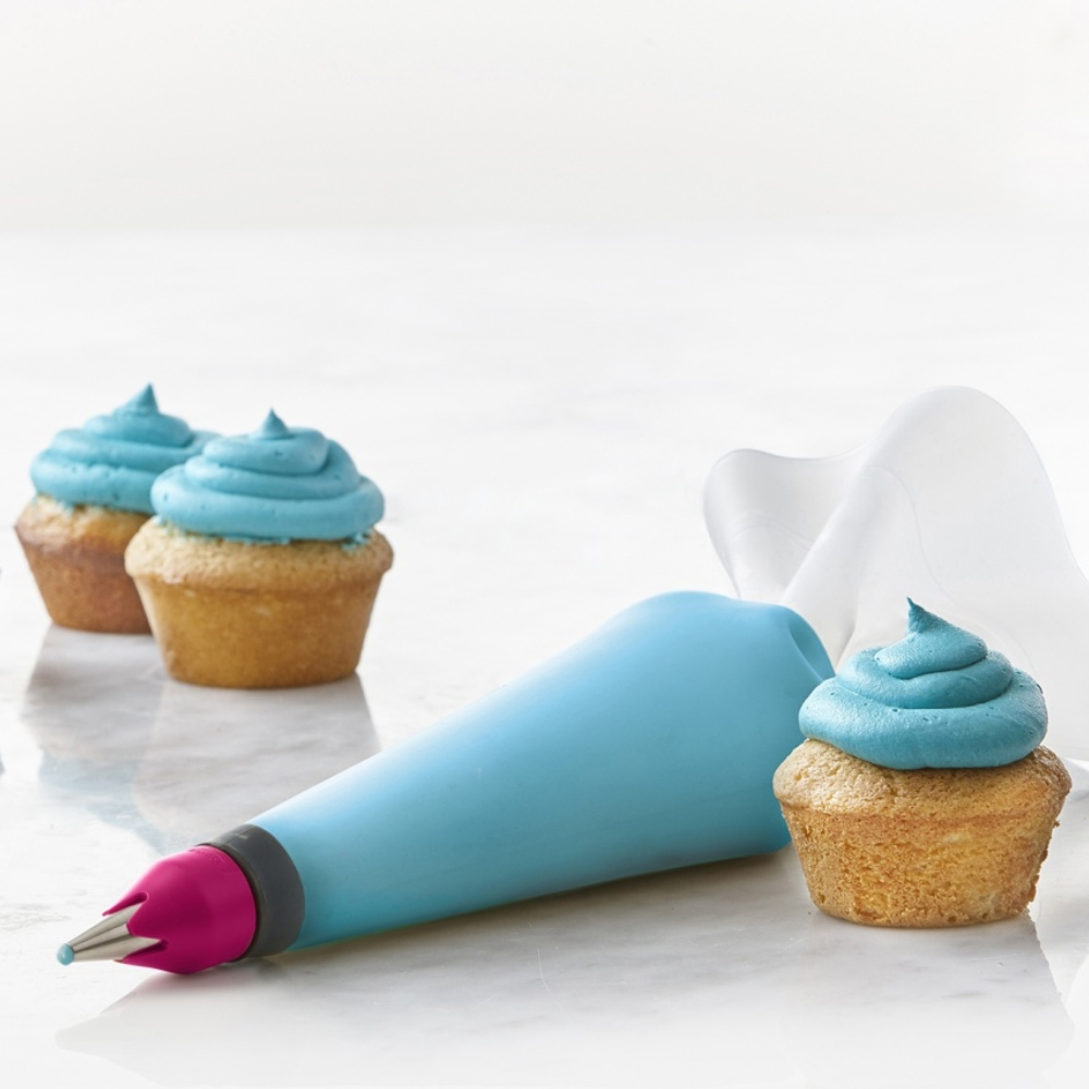 Trudeau 7-Piece Reusable Pastry Decorating Set image 1