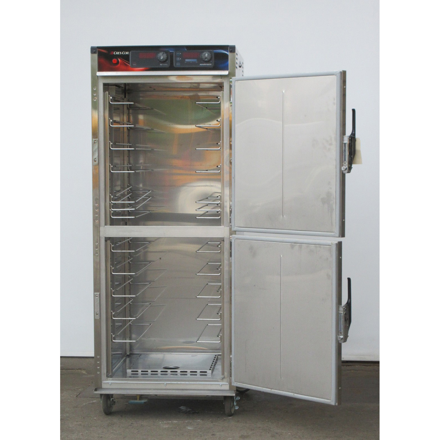 Cres Cor H137WSUA12D Insulated Holding Cabinet, Used Excellent Condition image 2