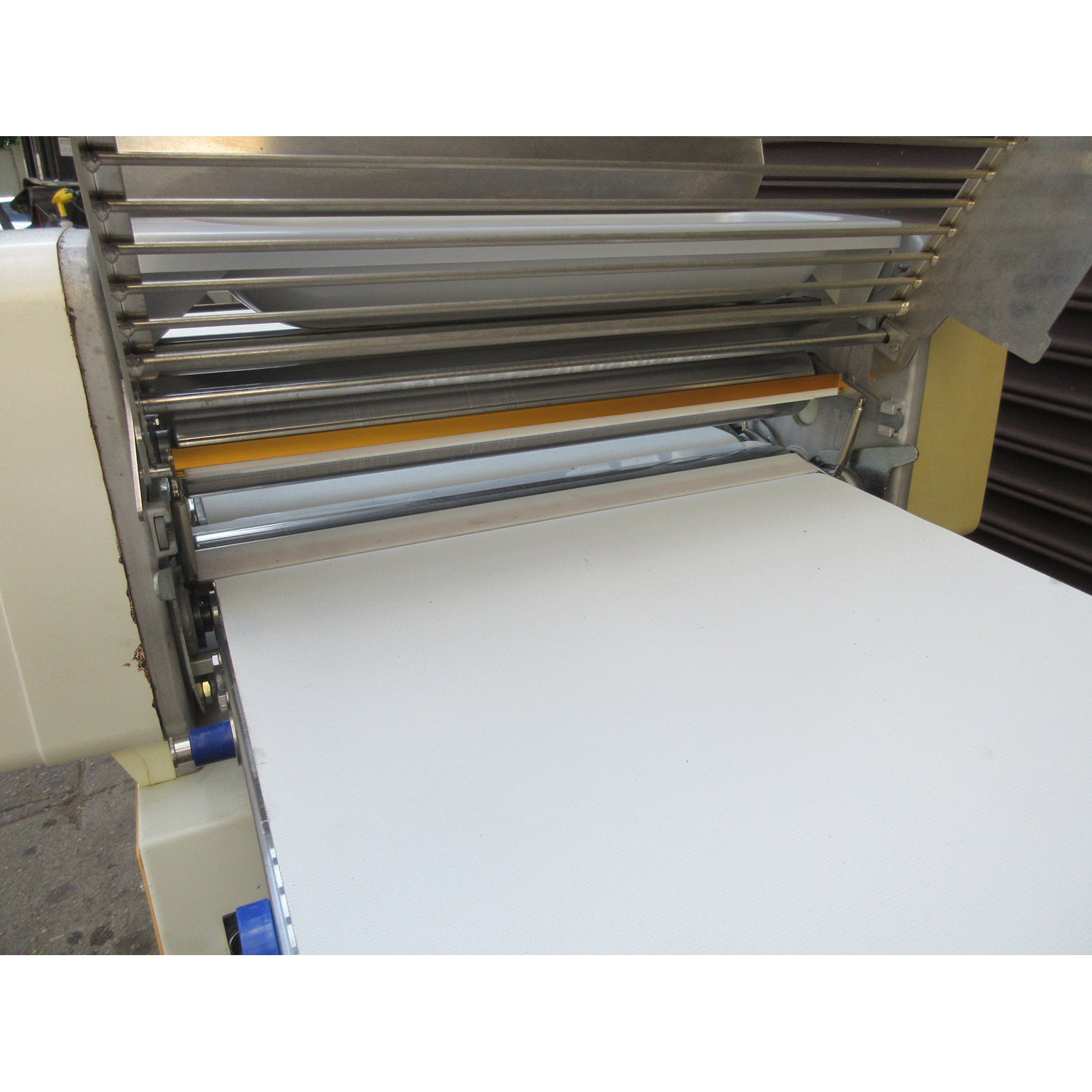 Rondo SSO-68C Reversible Sheeter w/ Cutting Station, Used Excellent Condition image 4