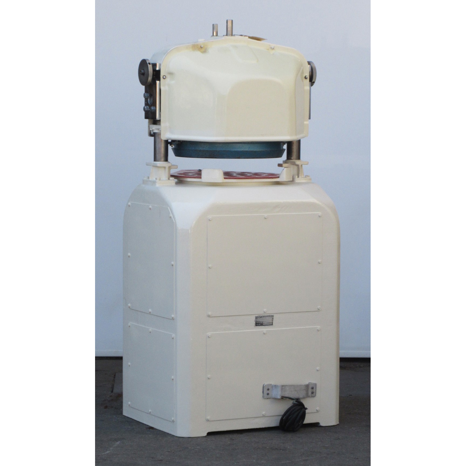 Erika 11-30A Fully-Automatic Divider Rounder 36 Part, Used Excellent Condition image 4