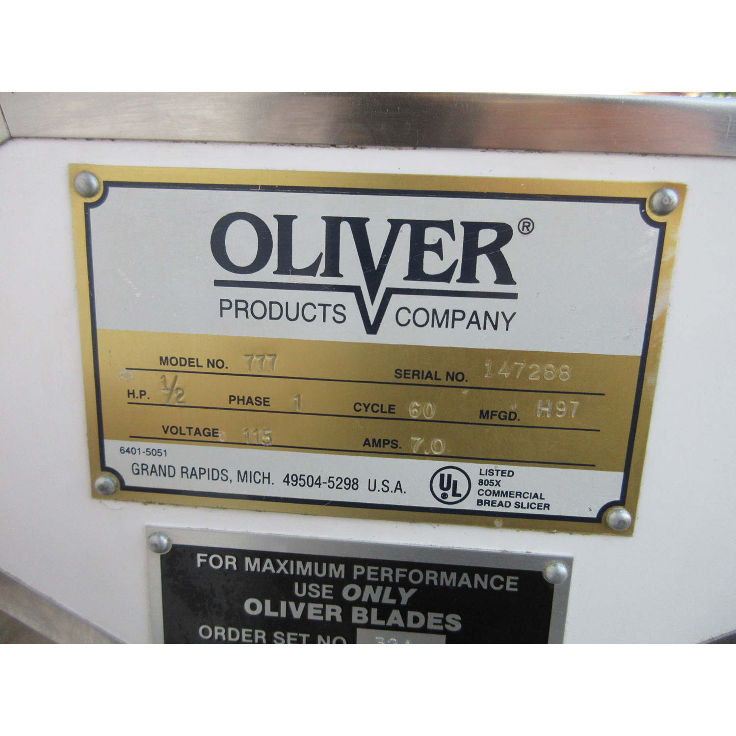 Oliver 777 Bread Slicer, 1/2" Cut, Used Excellent Condition image 4