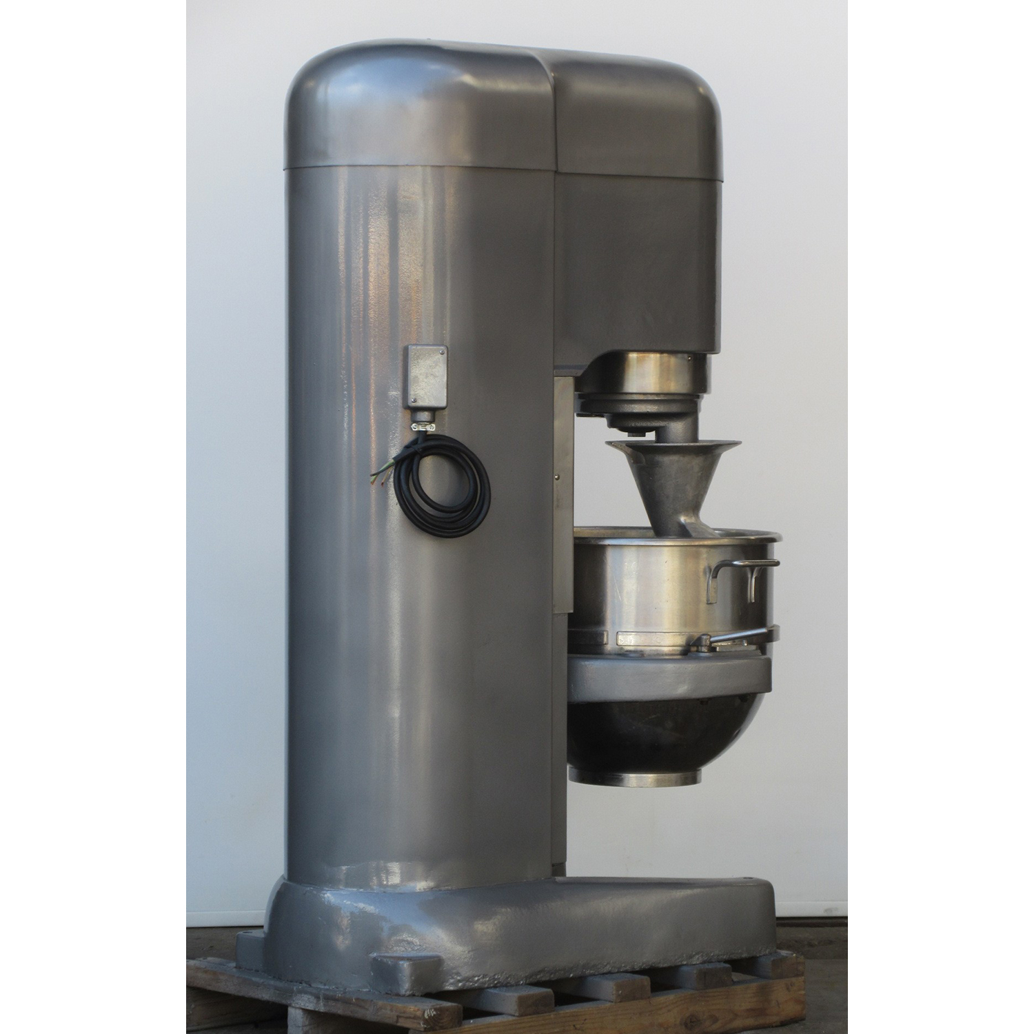 Hobart M802 80 Quart Mixer, Used Excellent Condition image 2