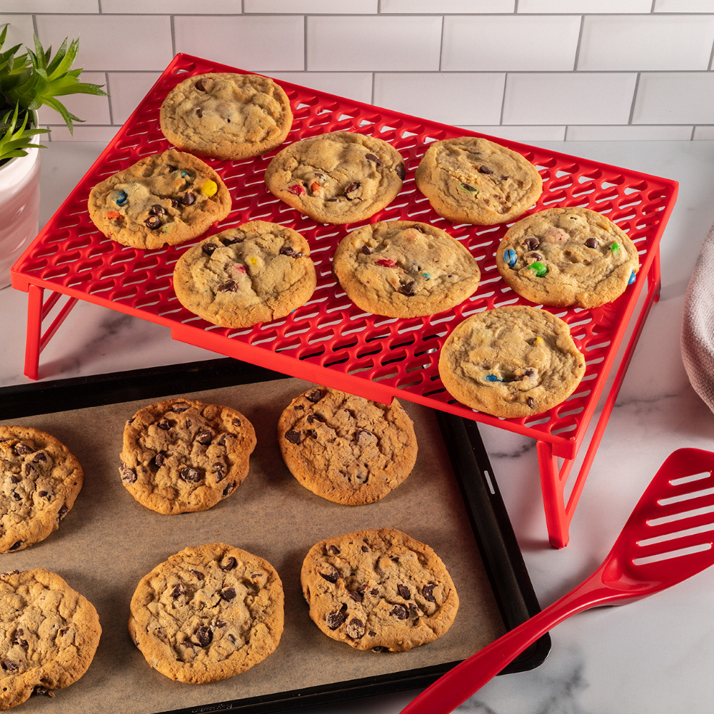 Gourmac Red CoolWave Cooling Rack, 15.1" x 10" x 4.25" image 1