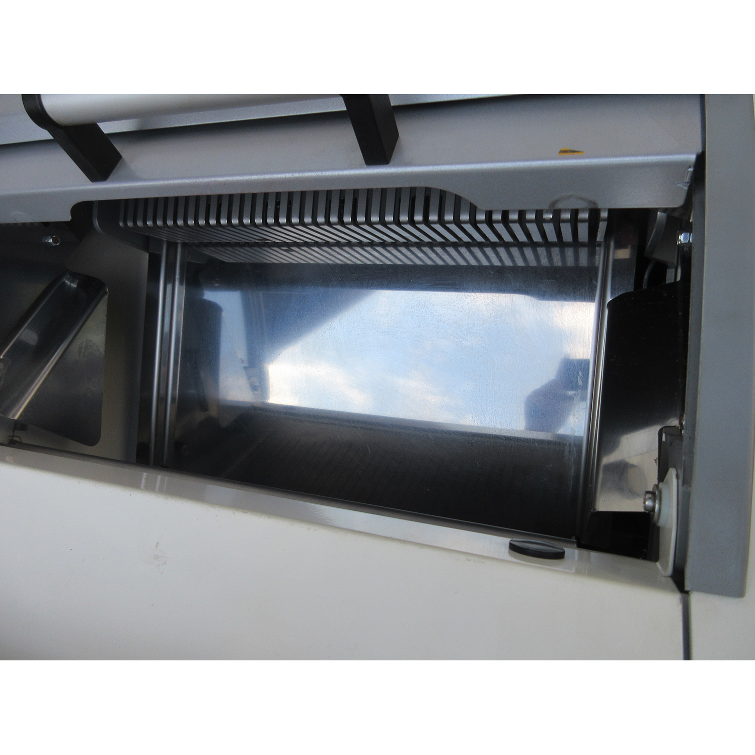 JAC SFN450/12 Bread Slicer, 12mm Cut, Self-Serve, Used Excellent Condition image 2