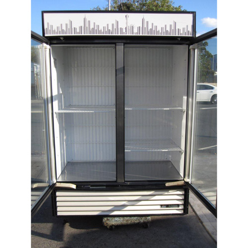 True 2 Door Freezer Model # GDM-49F Used Excellent Condition image 4