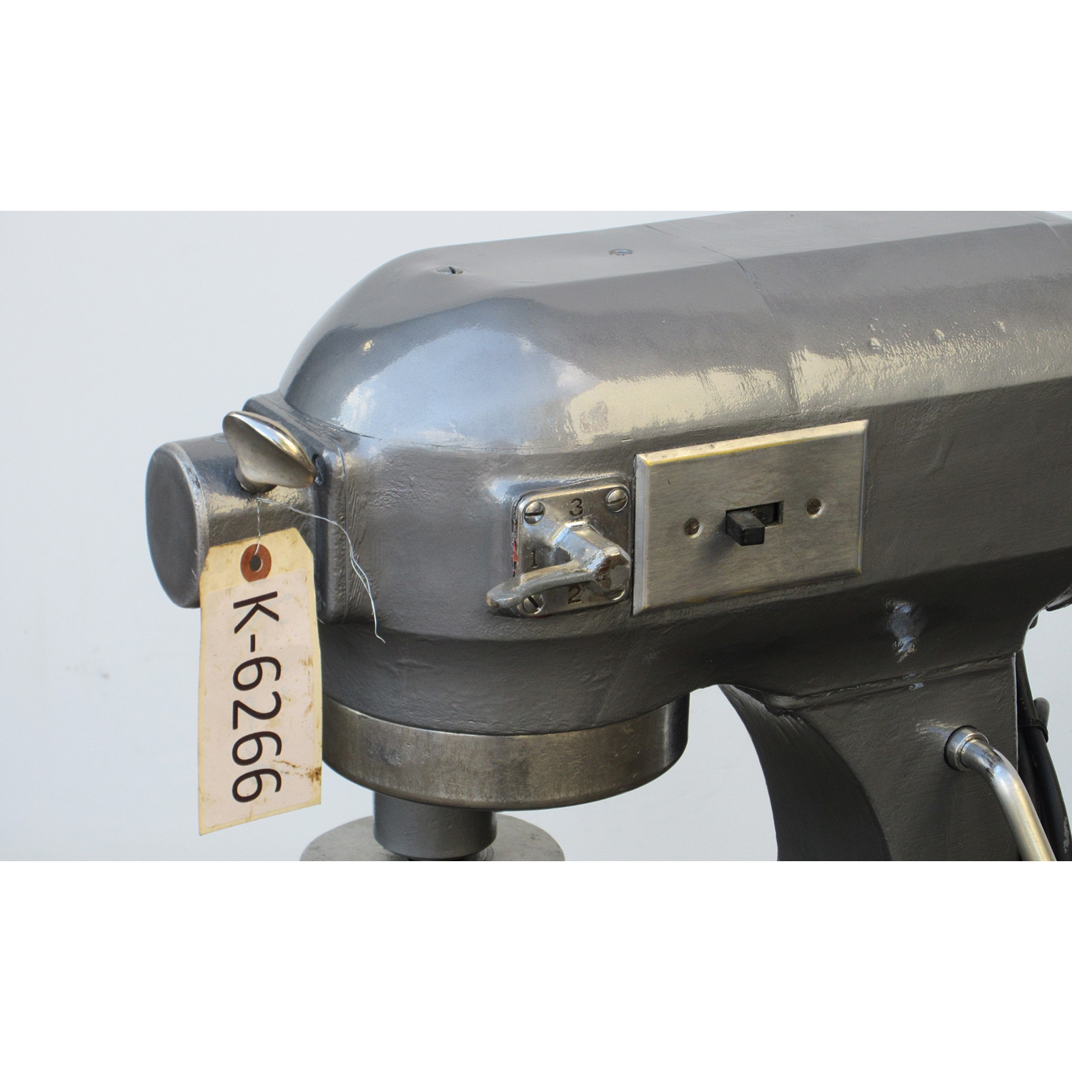 Hobart A200 Mixer 20 Qt, Bowl And 2 Attachments Included, Used Excellent Condition image 1