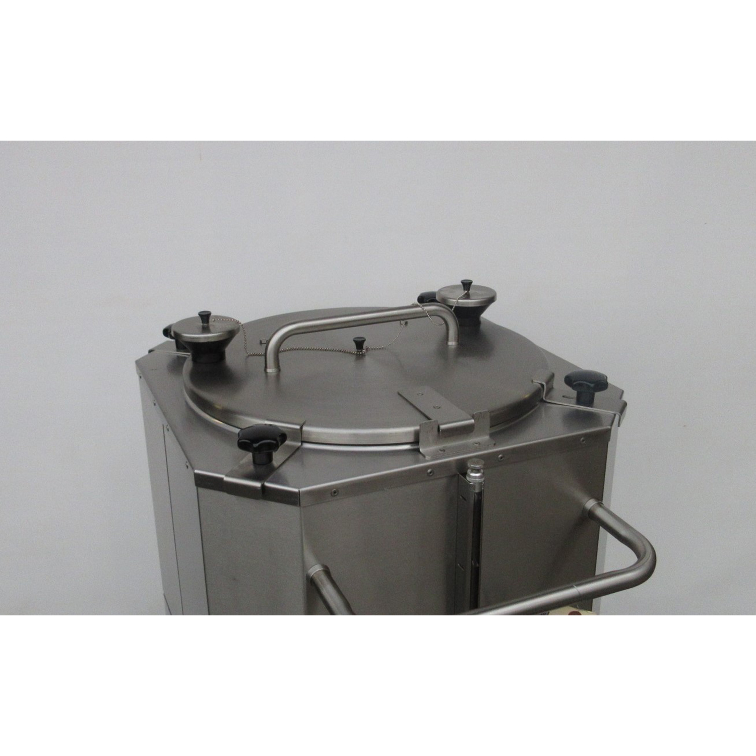 Fetco LBD-18 Mobile Thermal Dispenser For CBS-72AC Brewer, Used Excellent Condition image 2