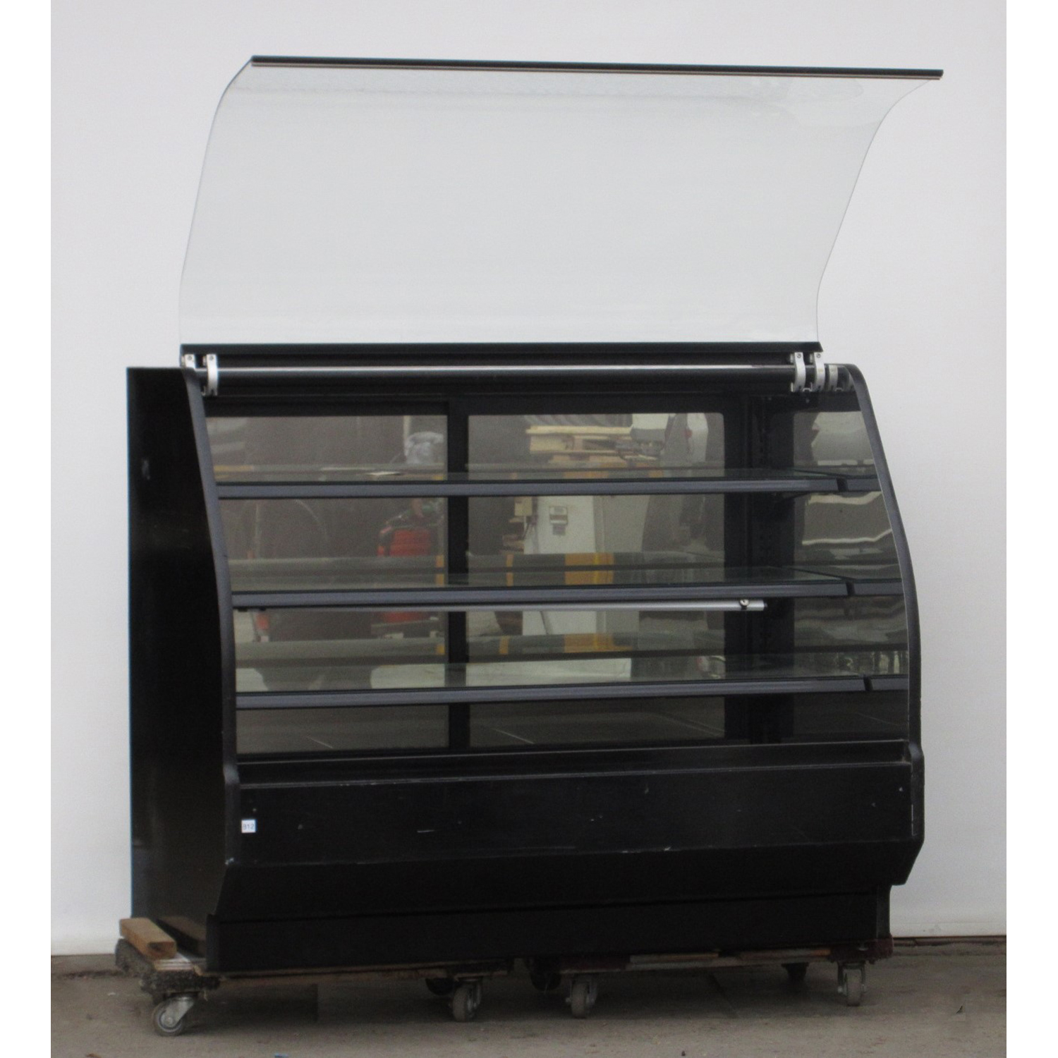  Hussman SHVS-5-R Remote Refrigerator Bakery Display Case, Used Excellent Condition image 1