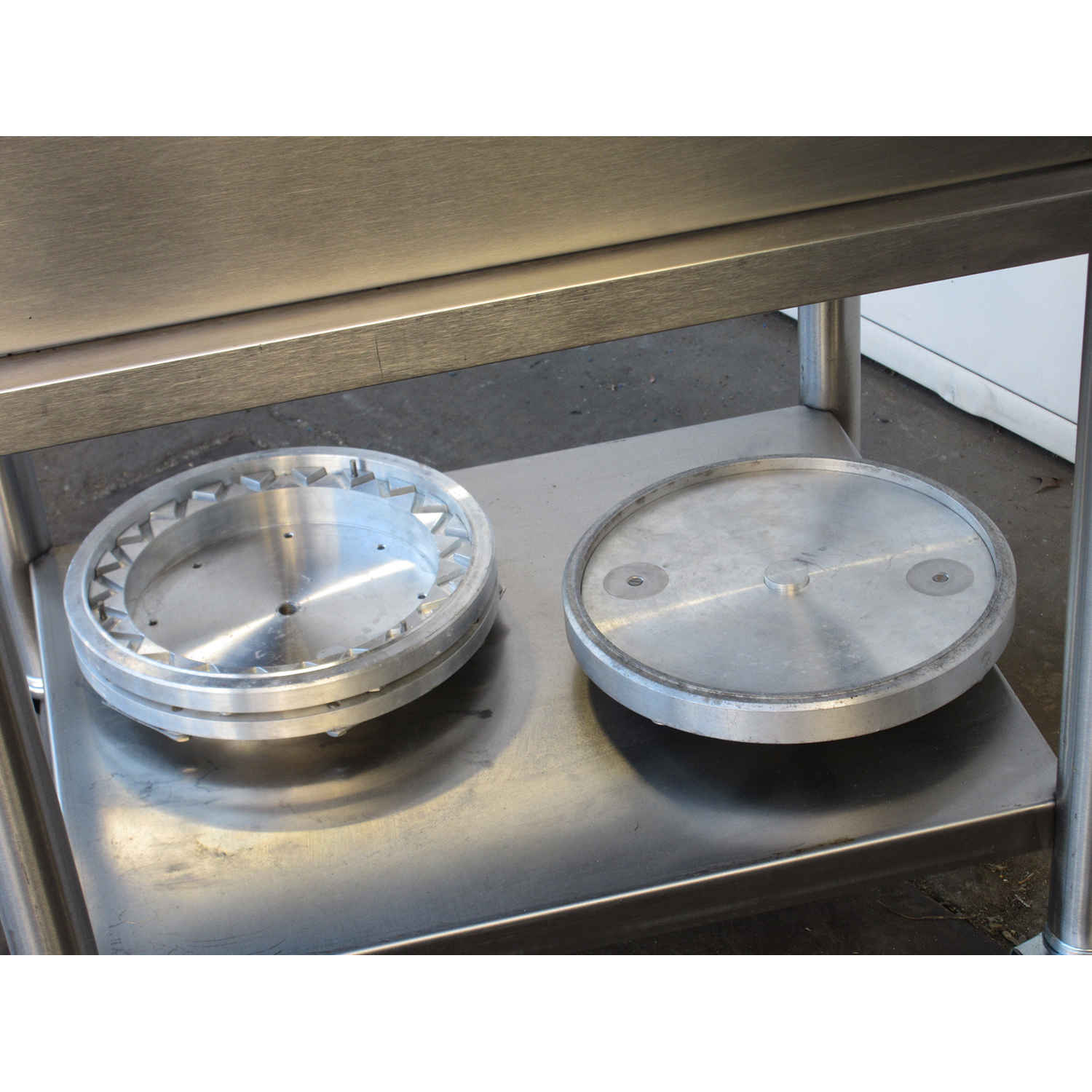Comtec 1100 Hydraulic Pie Press, Used Excellent Condition image 6