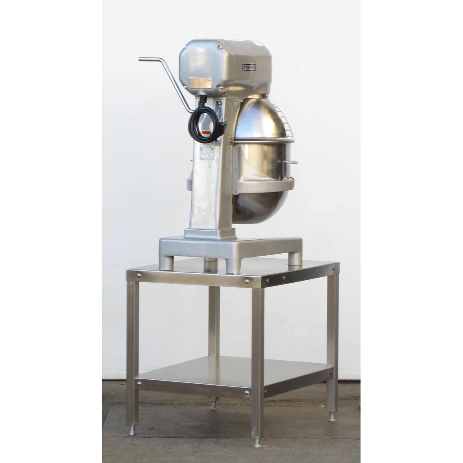 Hobart A200 Mixer 20 Qt, Bowl and 2 Attachments Included, Used Excellent Condition image 2