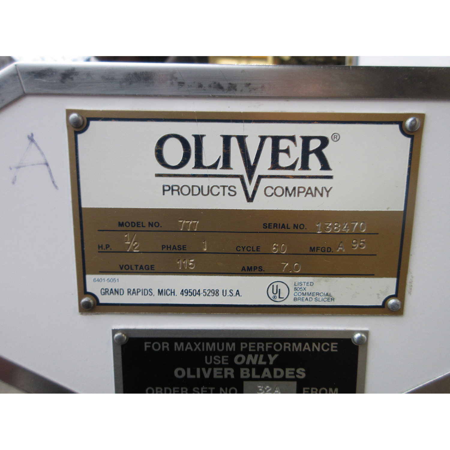 Oliver 777 Bread Slicer 1/2" Cut, Used Excellent Condition image 2