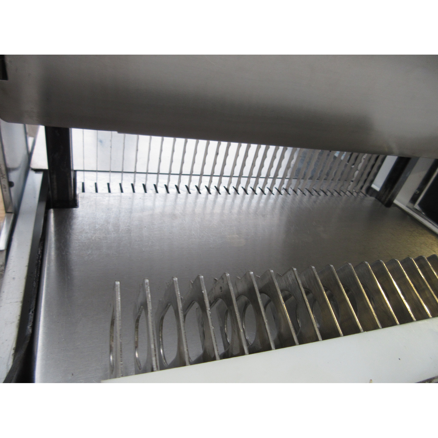 Oliver 777 Bread Slicer 1/2" Cut, Used Excellent Condition image 3