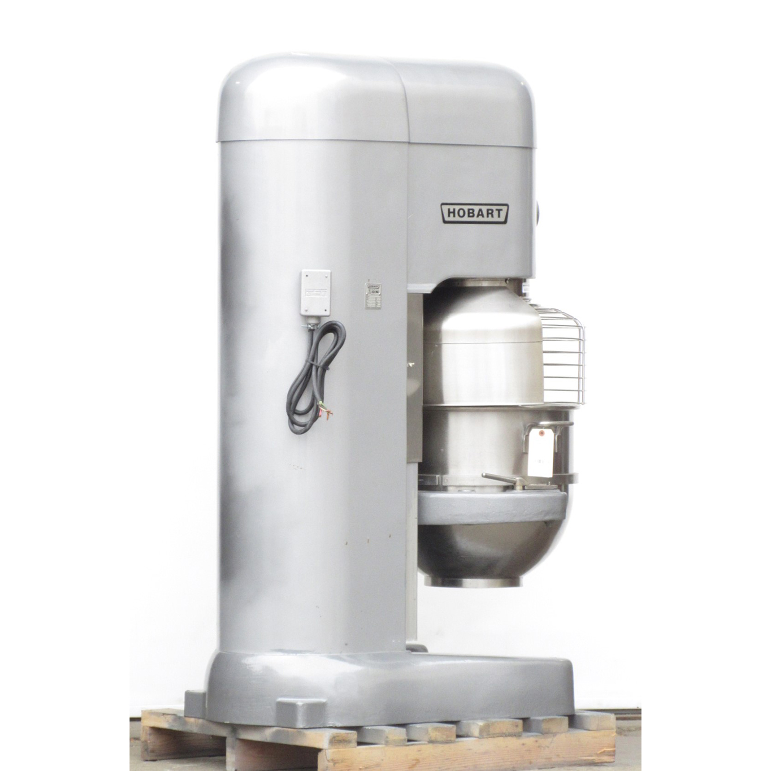 Hobart M802 80 Qt Mixer, Bowl And 2 Attachments Included, Used Excellent Condition image 2