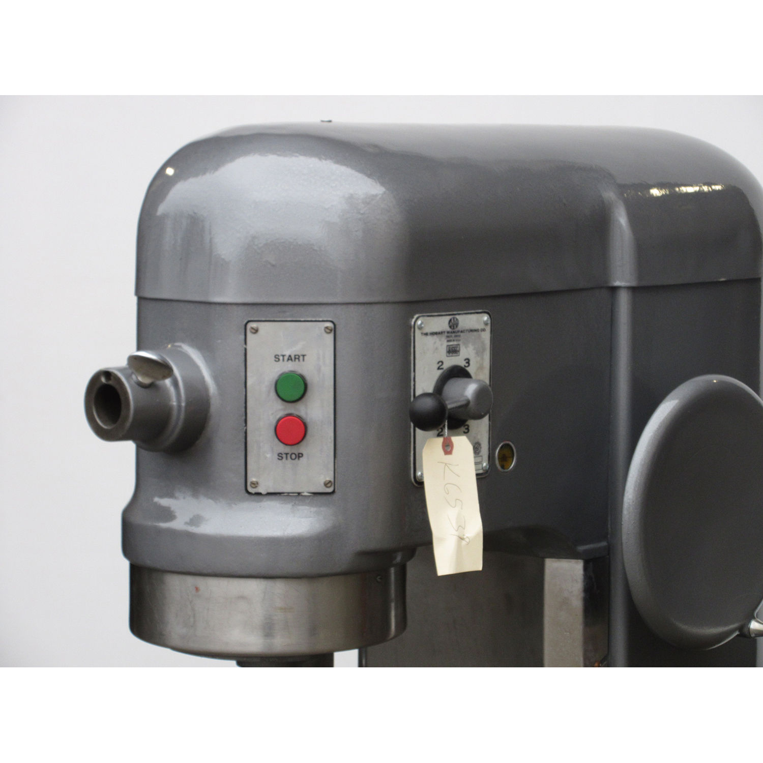 Hobart H600 60 Qt Mixer Bowl And 2 Attachments Included, Used Excellent Condition image 1