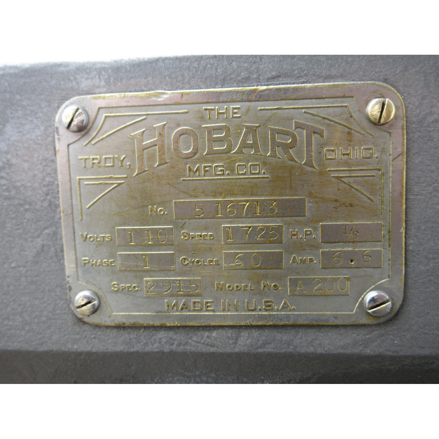 Hobart A200 Mixer 20 Qt Bowl And 2 Attachments Included, Used Excellent Condition image 3