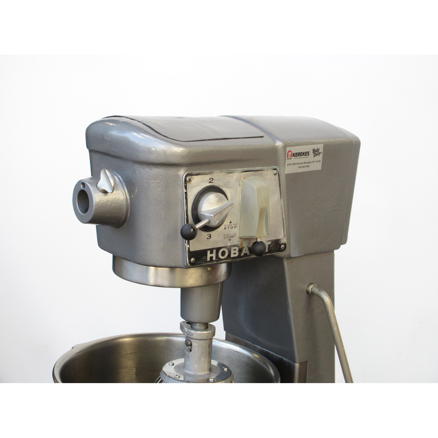 Hobart D300 Mixer 30 Qt, Bowl And 2 Attachments Included, Used Excellent Condition image 1